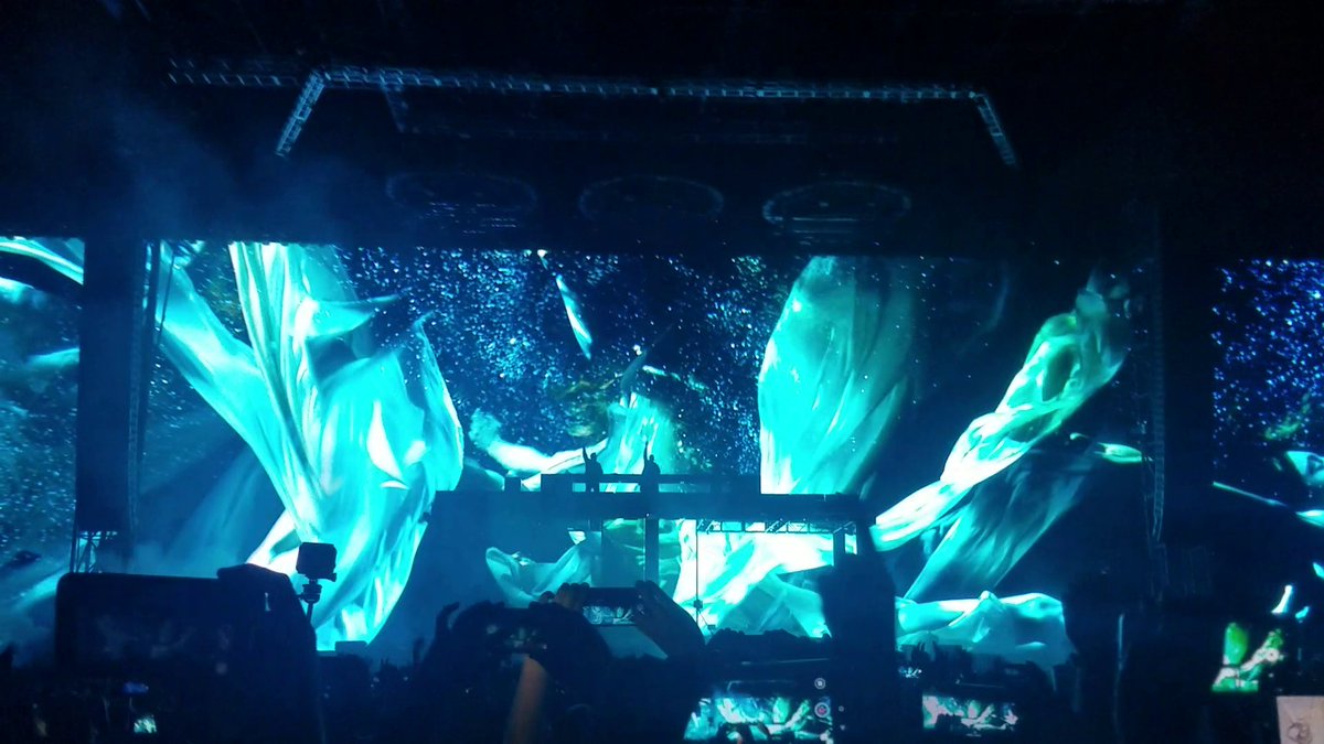 ivn_hdez's tweet photo. G R E Y H O U N D.
#SHMMx #Greyhound #SHMMexico https://t.co/BMPppiJ2Xd