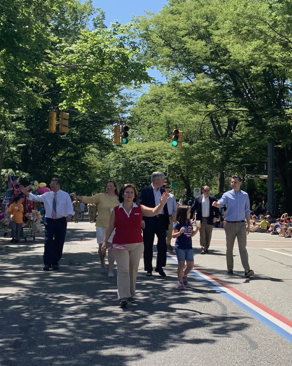NellieGorbea's tweet photo. All in a beautiful Rhode Island day- from Gaspee to @NKHS_RI to @PVDFest #RIrocks https://t.co/T1zrllyzvs
