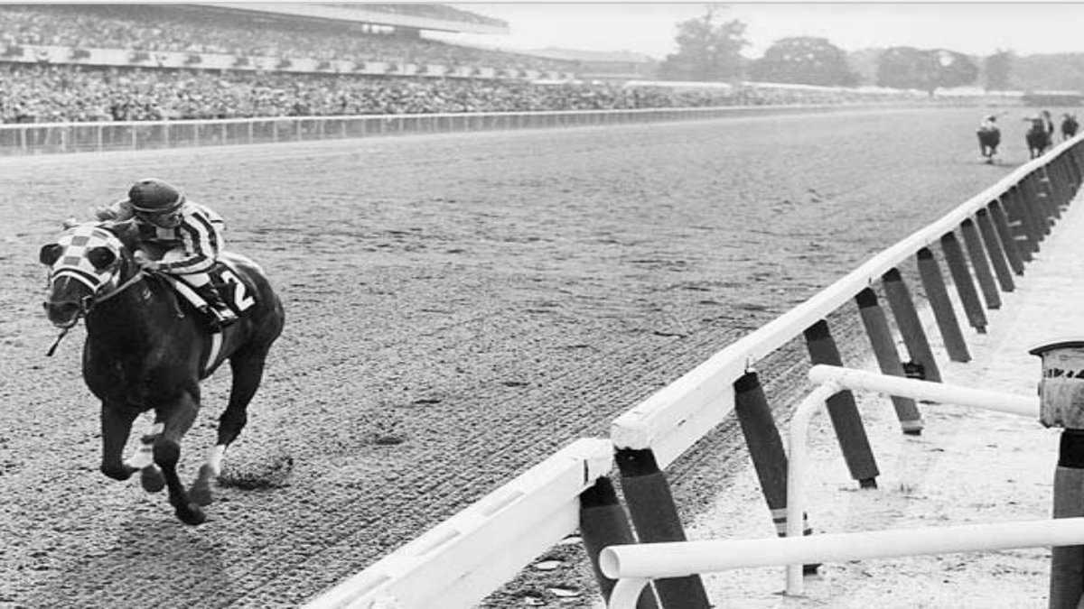 coachkperry's tweet photo. Sir Winston won The Belmont today in 2:28.3, but would have lost to Big Red, The Super Horse, Secretariat by over 28 lengths as he crossed the finish line in 2:24 back in 1973, and it would have looked something like this . . . . a track record that still stands. https://t.co/0cZoEceeMx