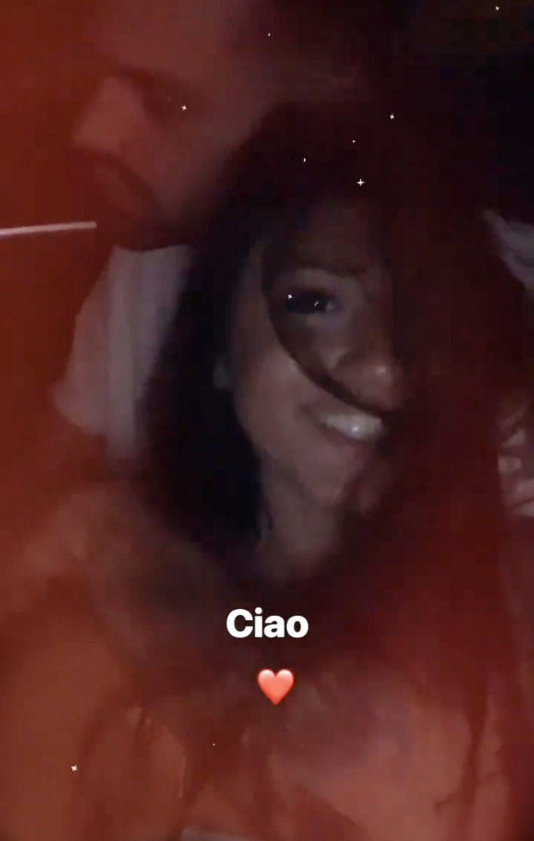 roberta_neri's tweet photo. Ma il sorriso di #babyna che 'scusa ti sei innamorato?' Vogliamo parlarne? 
(Ps. Si ho schiarito la foto perché meritava troppo) 
ADDIO 
#nastoli https://t.co/PHEBeFDJFa