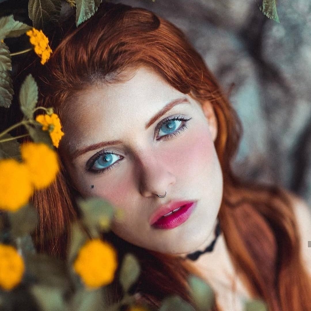 AkinwumiConsul1's tweet photo. Model clzkr
Ph: @reneesouza.portraits
.
.
.
.
.
.
.
.
#inspiraruivas #ruivasacobreadas #ruivasbr #ruivando #nature #cabelosluxuosos #ruiva #cachospoderosos #hair #ruivosupremo #redhead #ruivaspwr #oiruivas #ginger #ruivaspoderosas - #regrann https://t.co/2ycExcSctQ