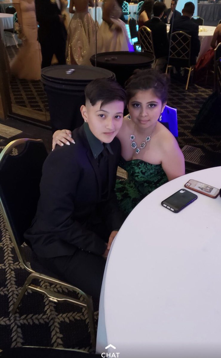 ariii328's tweet photo. Lets get one thing straight..im not 🏳️‍🌈 #KnickAtNight #Prom2K19  #PrideMonth https://t.co/IKHLaEWAeO