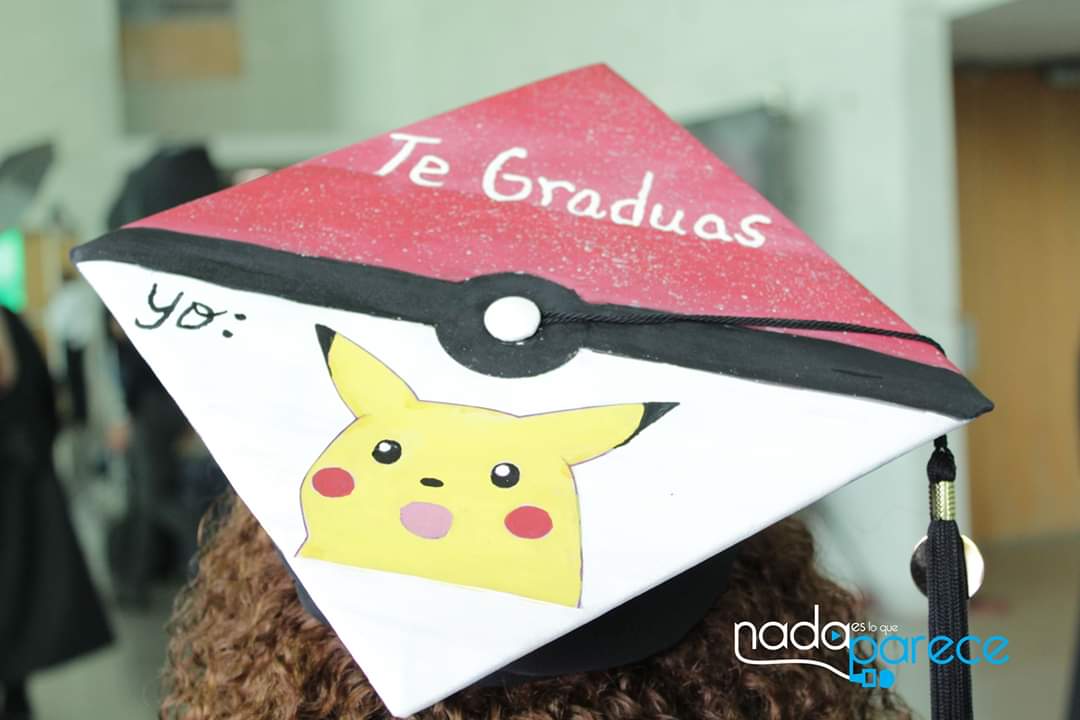 NEP_Oficial's tweet photo. 🎓 #UPRHGrad19 | La creatividad de los estudiantes graduados de UPR Humacao a través de sus birretes. 👩🎓👨🎓
#NEP #UPRH #OrgulloUPRH #SiempreBúhos
Fotografías: Koralys Meléndez, Paola Córdova, Pablo Nieves y Von Marie Velázquez
Edición por: Herman Flores y Nicole Álvarez https://t.co/sXVsmIYcan