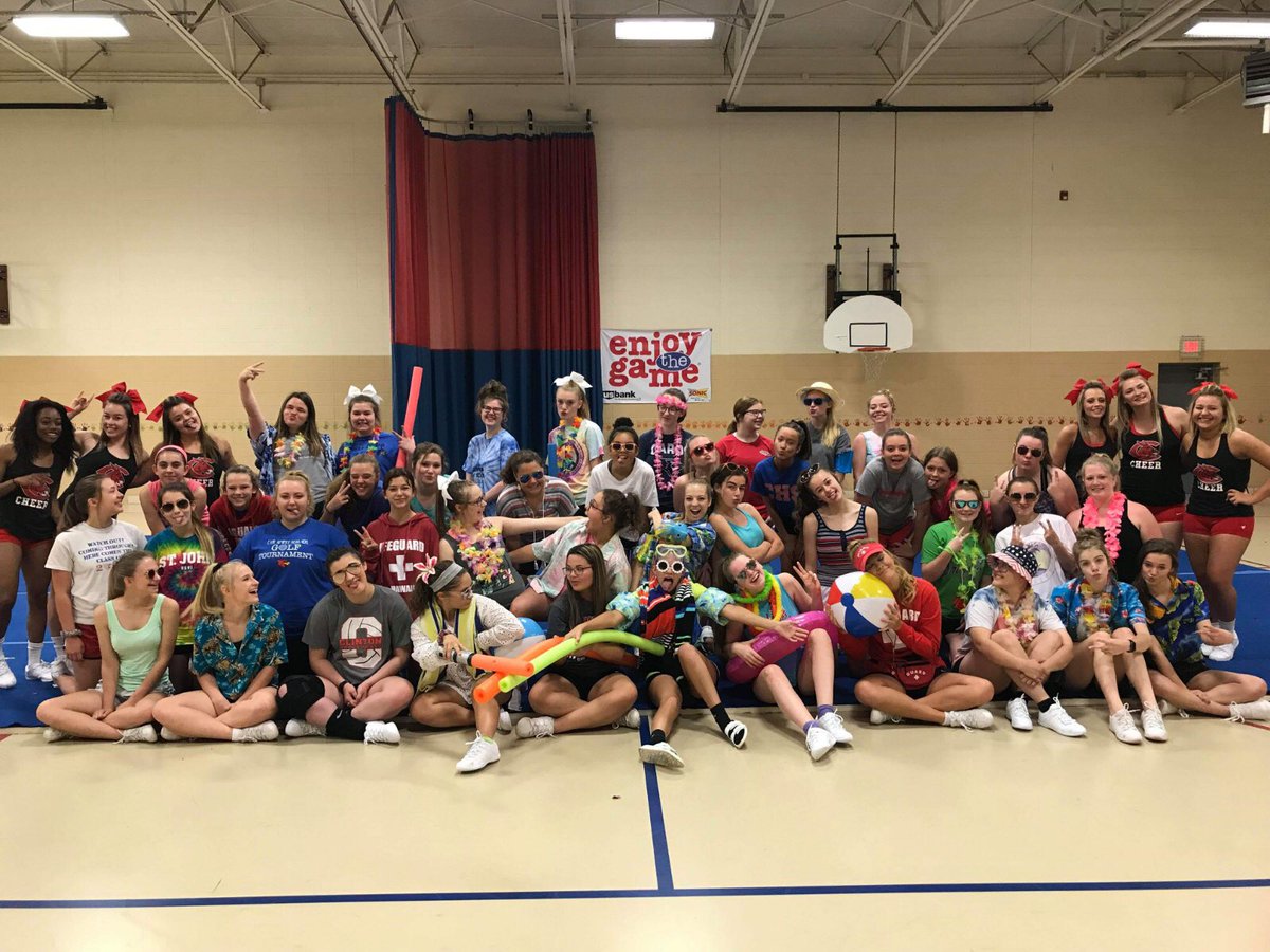 UCMCheerleading's tweet photo. Another successful clinic with the Clinton High School cheerleaders! We had a great time helping you prepare for your season! #gocardinals https://t.co/fSBlZh0EKO