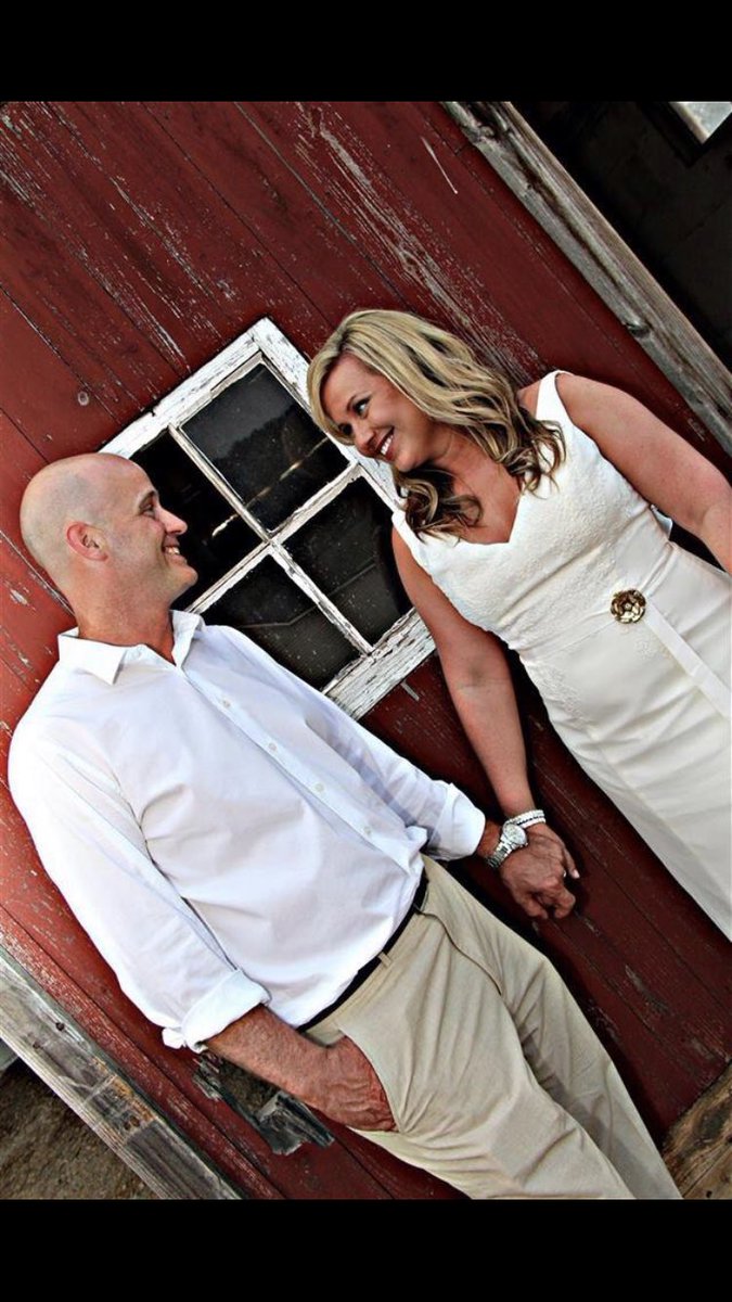 SusanWathen's tweet photo. 6 years married to my best friend. 💓 https://t.co/F97guLFnJX