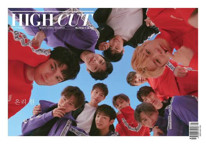 unnieshopmnl18's tweet photo. 🎉UNNIE'S super late 1st anniv GIVEAWAY🎉

✅Follow &amp; RT
✅Comment 1 magazine of choice &amp; tag 2 friends
📌Ends 06/30 12mn

1winner each
💙Arena w/ #Seventeen
💚High Cut x #WannaOne
🖤1st Look w/ #Blackpink
❤WEGO Japan x #RedVelvet

🎁More exciting giveaways soon!
#UnniesGiveaway https://t.co/xKGcXXdhcb