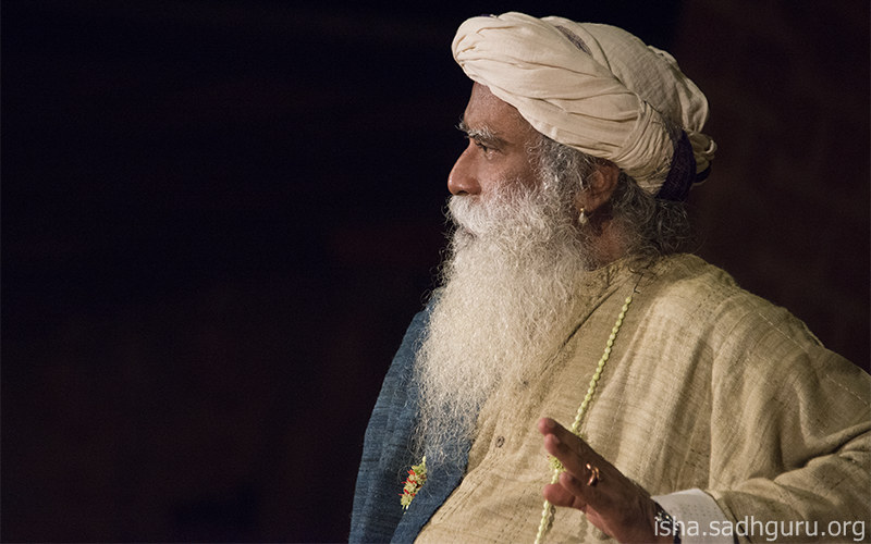 SadhguruJV's tweet photo. Your thoughts and emotions are the drama that you create in your mind. You must be able to direct it the way you wish. #SadhguruQuotes https://t.co/SntGqasmiz