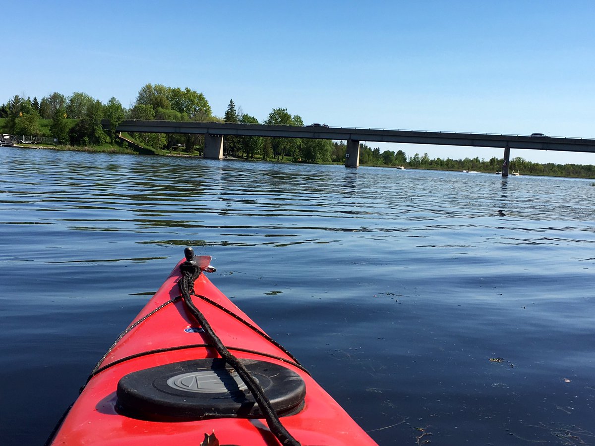 LYLAdventure's tweet photo. A stellar day in the great outdoors! #bike #kayak #tweengeese #patiodinner #gtgrade #gravelbike #wildernesssystems #tsunami140 #recharge https://t.co/08XCpFXDta