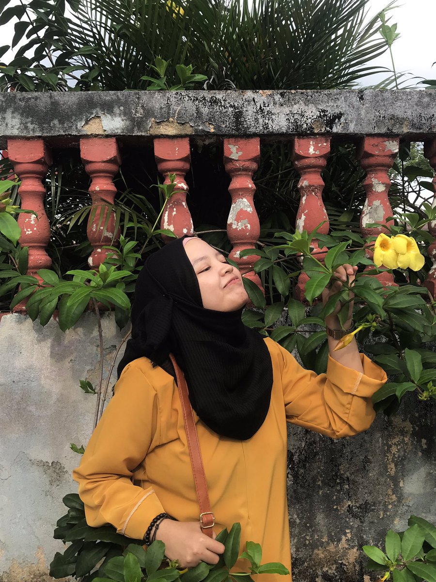 aennindaeyo's tweet photo. Behind every good pictures, there’s always a bloopers #teamrayakl #teamrayakuning https://t.co/LRkkDnS9DH