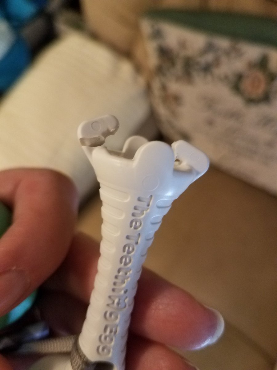 bluehatbarbie's tweet photo. Hey @theteethingegg what's up with the crappy grippy stick? #notsafe #unhappybaby https://t.co/hwZoDFFmgp