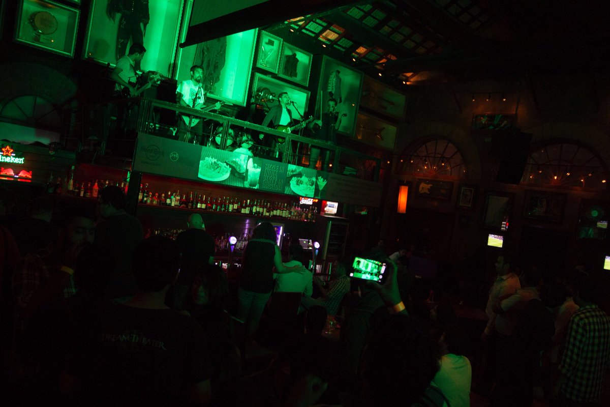 crosslegacy's tweet image. Playing our originals at Hard Rock Cafe, Bangalore, India. #crosslegacy #live #hardrock #hardrockcafe #blr #bengalurumusic #bangalore #ccm #christianrock #gospel #bangalorebands #christianmetal #christianmetalheads #bijoythangaraj #hrc #dramith #crosslegacyband #classicrockmusic