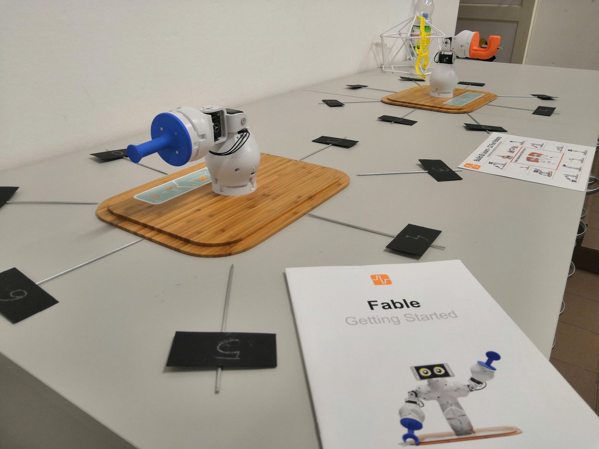 MarkowiczR's tweet image. Happy to be on XIX Conference Majowe Mrozy in #Warsaw and running the workshop
“Science-fiction movies on STEM lesson“
Participants solved problems and saved an astronaut using #Fablerobot  and @SAMLabs. They actually were on #Mars thanks to Red VR. 
@ednology