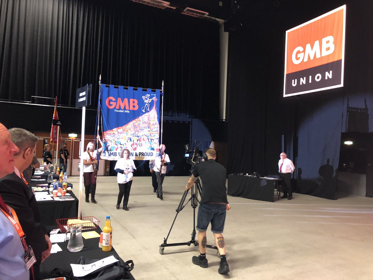 GMBWSW's tweet image. #GMB19 opens with the historic Banner Ceremony to the harmony of Jerusalem. 

A wonderful moment