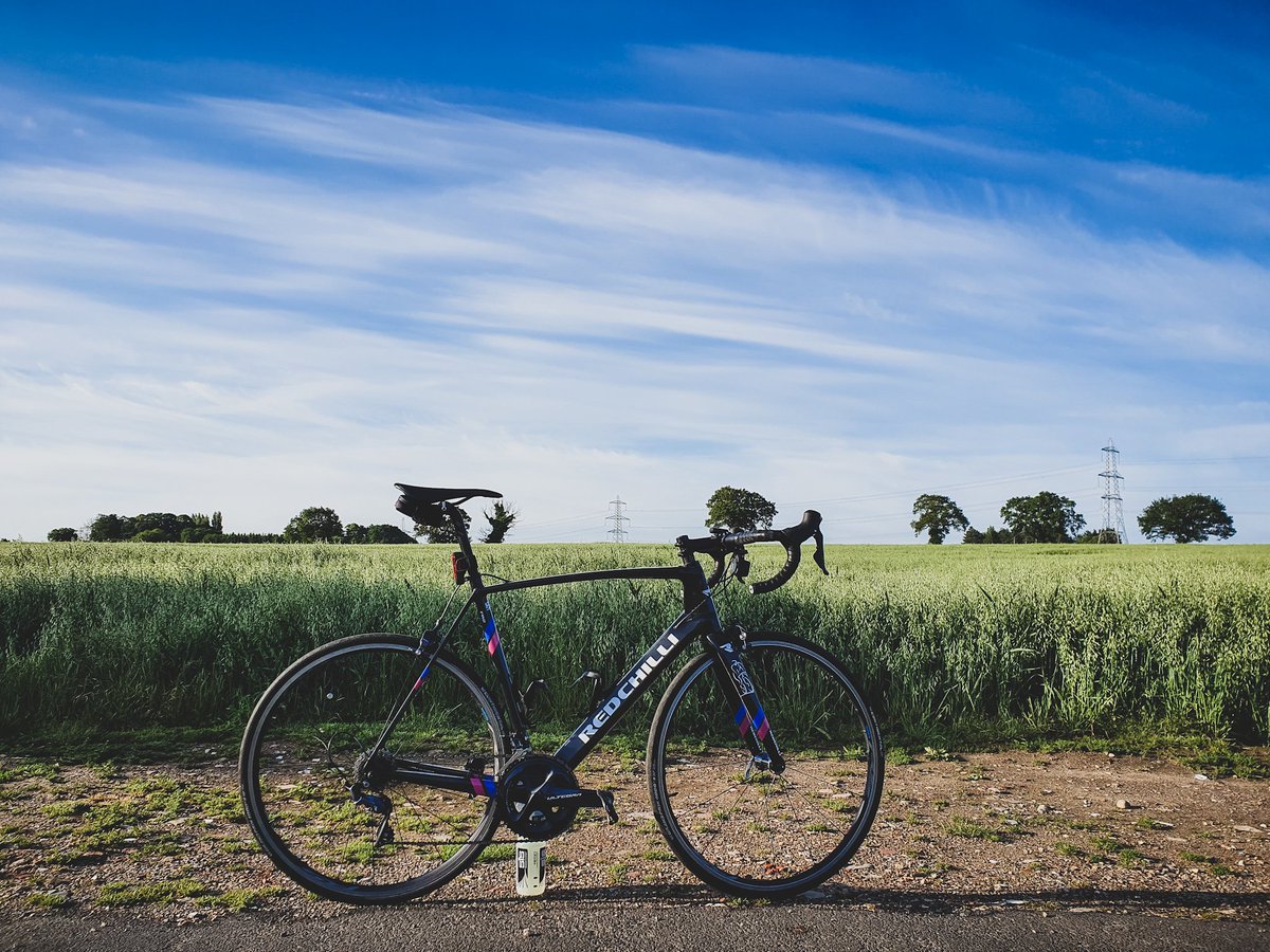 lexspedd's tweet image. Any given Sunday....!
Over slept, left late &amp;amp; grumpy &amp;amp; just wasn&apos;t feeling it when I get out! So cut short, took some pictures &amp;amp; went home. 
Some days it&apos;s just like that! 
#AATR #cycling #cyclistproblems #cycletography #lightroom