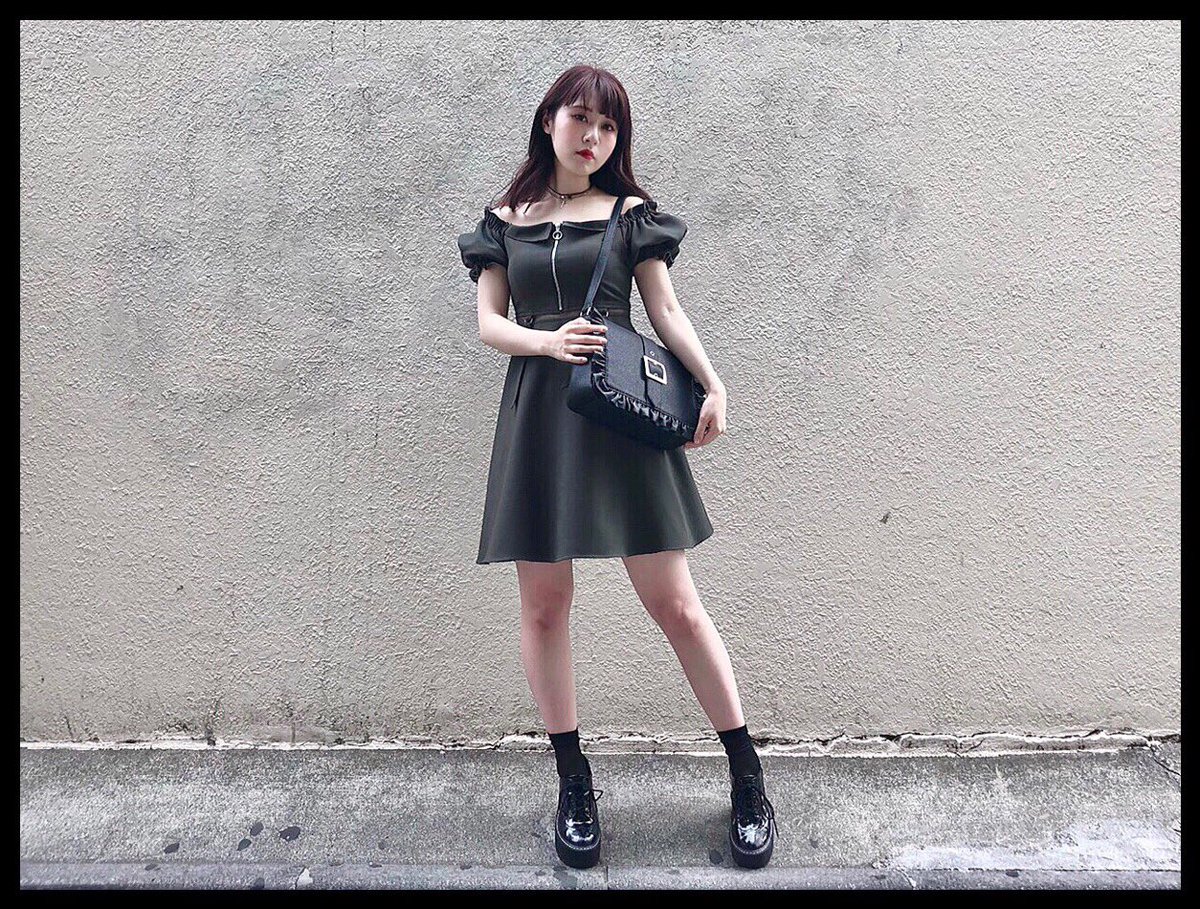 Eatme Shop Info New Arrival ガーターオフショルワンピース 13 000 Tax Frontのジップとガーターデザインでfetishな雰囲気が漂うワンピース ボリュームがあるパフスリーブ袖は腕を華奢に魅せてくれます T Co Eyqwchzodr T Eatme Shop Info New Arrival ガーターオフショルワンピース 13 000 Tax Frontのジップとガーターデザインでfetishな雰囲気が漂うワンピース ボリュームがあるパフスリーブ袖は腕を華奢に魅せてくれます T Co Eyqwchzodr T