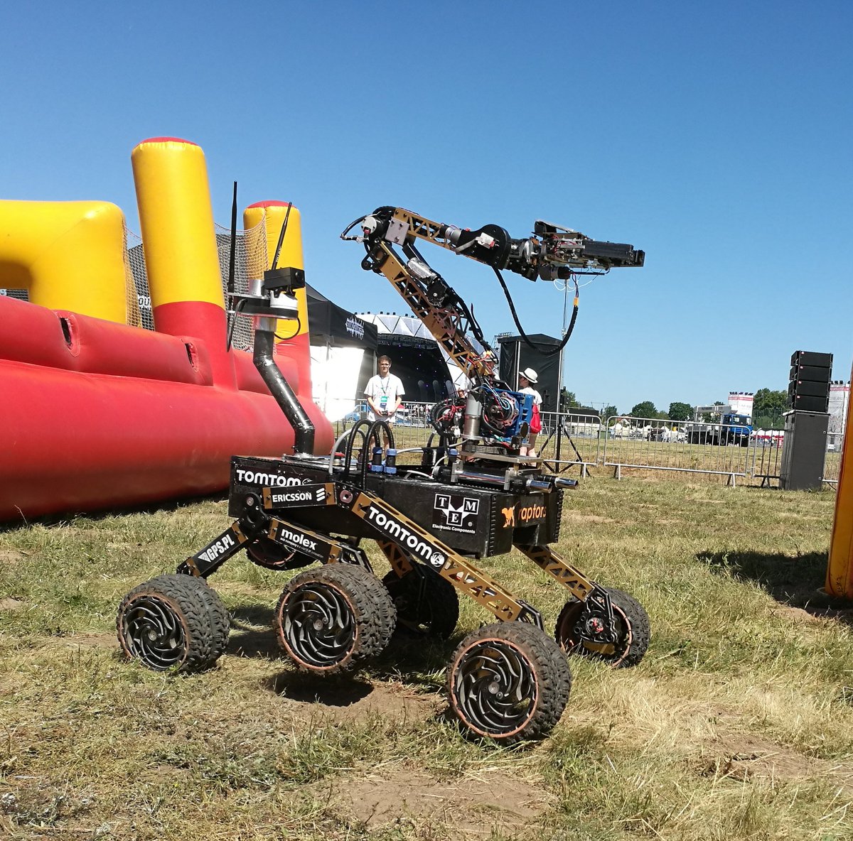 Ekonomiczny bolid #EcoArrow3 zbudowany przez zespół #IronWarriors @p_lodz_pl można zobaczyć dzisiaj na #EarthFestiva Uniejów 2019 w strefie @tme_eu #ekoPark! #jestesmyEKOaktywni