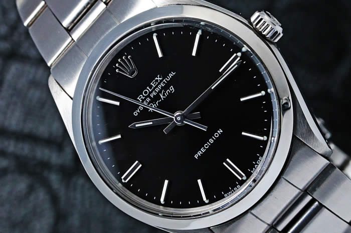 kyotoya78's tweet photo. ROLEX OYSTER PERPETUAL AIR-KING Ref.5500 cal.1520
オイスターケースとパーペチュアル機構だけで 何の飾り気も無い「エアキング」は、実用時計としての 完成形といえると思います
https://t.co/GzrSL7ofU9
#京都屋 #AIRKING #Ref5500 #watchfam #ROLEXAIRKING #ロレックスウォッチ #ロレックス https://t.co/GFd0ChP2yM