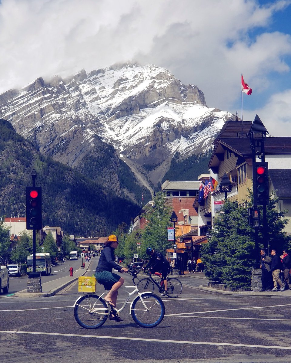 Banff
#calgary, #alberta, #canada, #thebow, #spring, #banffnationalpark, #calgarydowntown, #banff