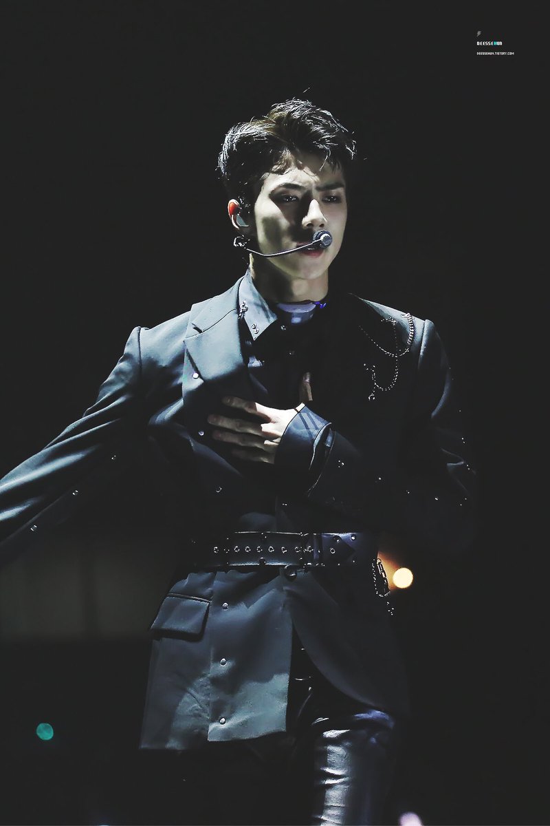 sehunpicture's tweet photo. https://t.co/sfKsUIzzei