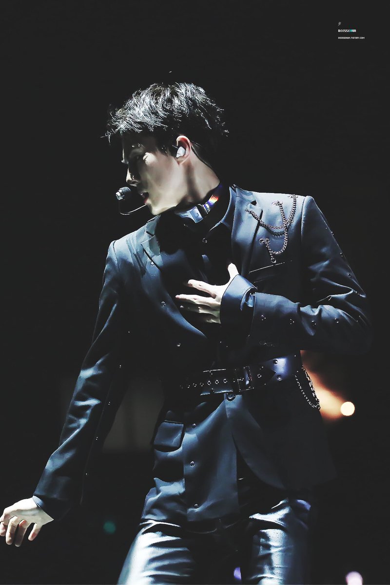 sehunpicture's tweet photo. https://t.co/sfKsUIzzei