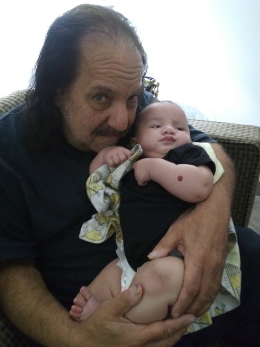 Spending the day in Hollywood with "uncle" @RealRonJeremy and my lol guy mason... We had a successful<a class="tags" href="/tag/realronjeremy">@realronjeremy</a><a href="/tag/newprofilepic"class="tags"><span>#newprofilepic</span></a>