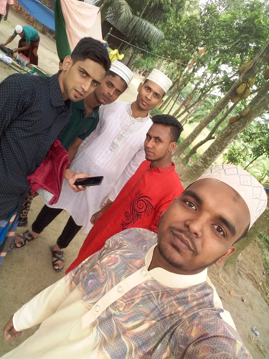 SabbirRonju's tweet photo. #late_upload
#Eid_Mubarak https://t.co/A0pyhOqJ8q