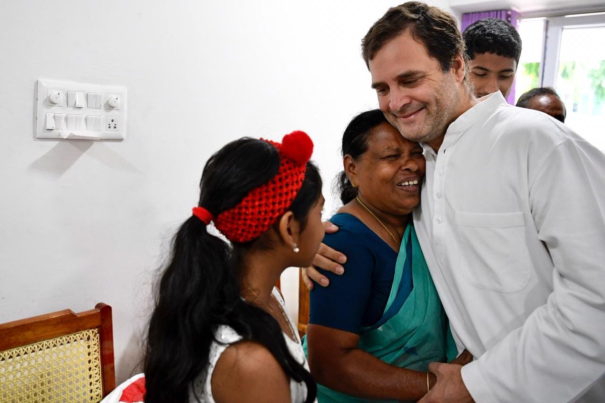 VKCherian's tweet photo. Rahul Gandhi meet Rajamma, the nurse who first took the new born baby to show his father at Wayanad today. Touching ..https://t.co/GBEEmlB4aS https://t.co/Eljt1oF37W