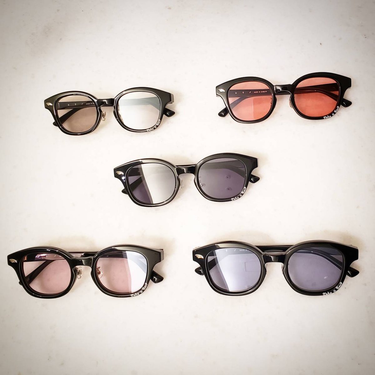 HIROMU0820's tweet image. ☆TkaeitEasy All Color☆
上（左から）：Khaki、Red
真ん中：Black
下（左から）Purple、blue

#NSH #NSH_RING #Shibuya #Madeinshibuya #サングラス#sunglasses #Eyewear  #フラットレンズ
 #exile #SHOKICHI #Sway #数原龍友 #GENERATIONS 
nsh9.com