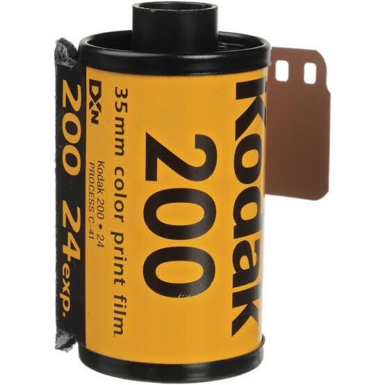 : Kodak Gold 200 or Kodak Portra 160 #NCT카메라  #태용  #TYTRACK  #유타  #YUKKURI  #NCT  #NCTOGRAPHY  #35mm