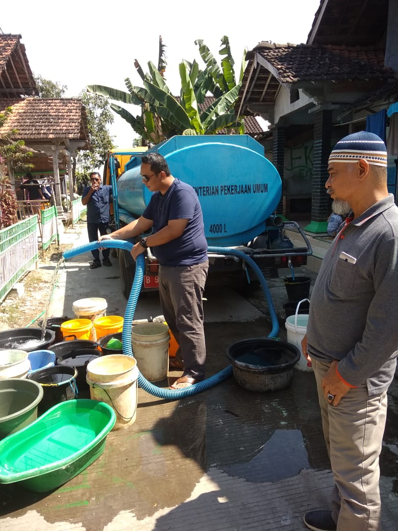 m.facebook.com/story.php?stor…