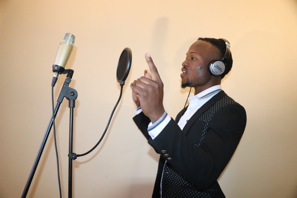 UndergroundEnt9's tweet photo. Insimbi Zezhwane ready DVD loading... https://t.co/ls7ppHGkmO