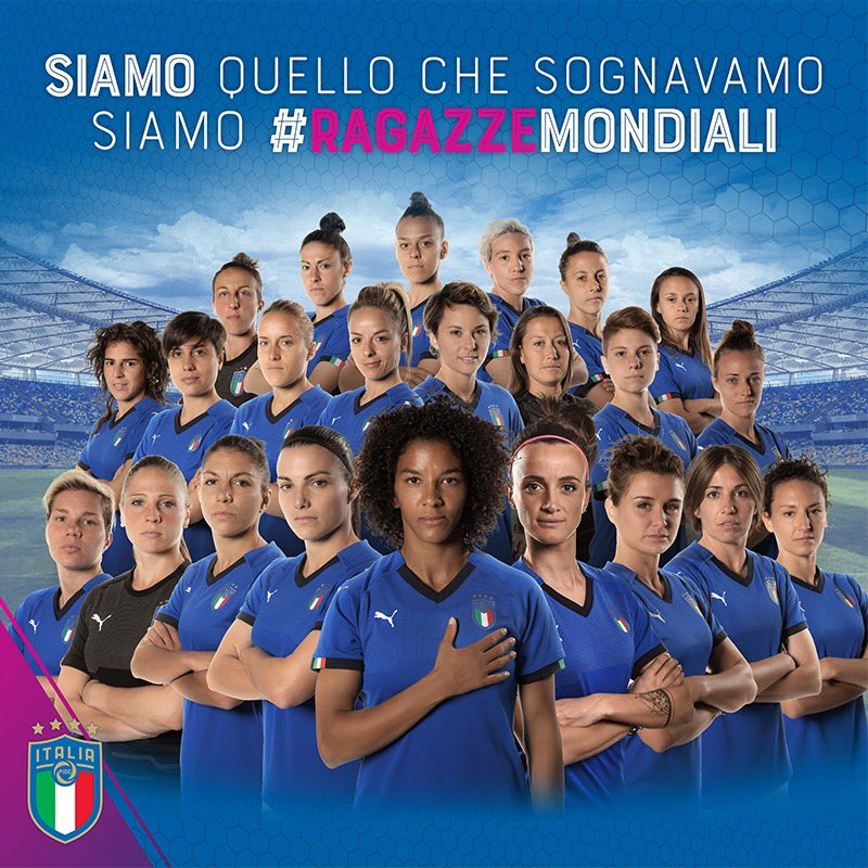 L’Italia è azzurra! 
E anche il calcio lo è... oggi alle 13.00 tifiamo per le azzurre contro l’Australia! 
Ragazze siamo con voi! 
—————————
Today the at 13.00 our soccer national team is going to play vs Australia, let’s support them... 

#ragazzemondiali #FIFAWWC #daretoshine