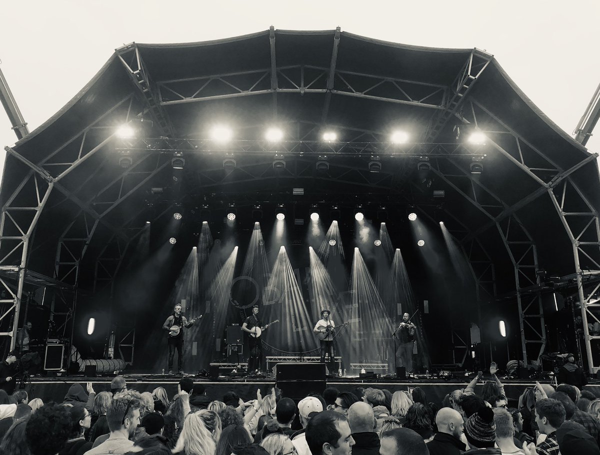 Superb sets from <a href="/WeBanjo3/">We Banjo 3</a> and <a href="/SKERRYVORE/">SKERRYVORE</a> to round off a fabulous weekend of music <a href="/OBANLIVE/">OBAN LIVE</a> #banjo #bagpipes #tunes