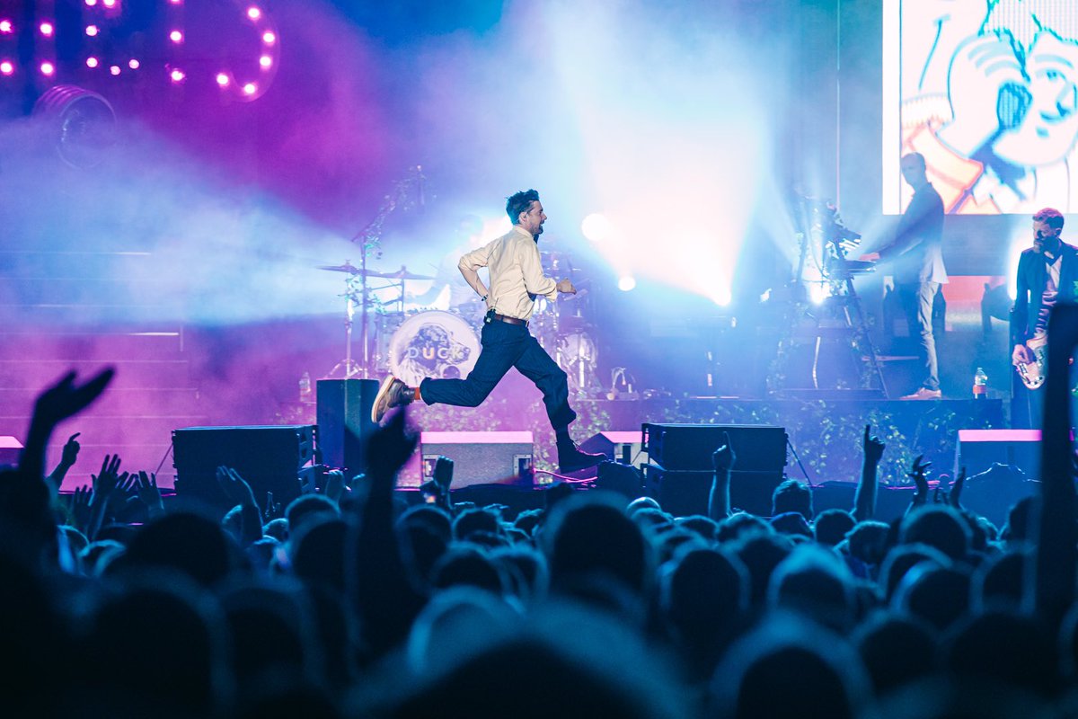 Kaiser Chiefs tweet media