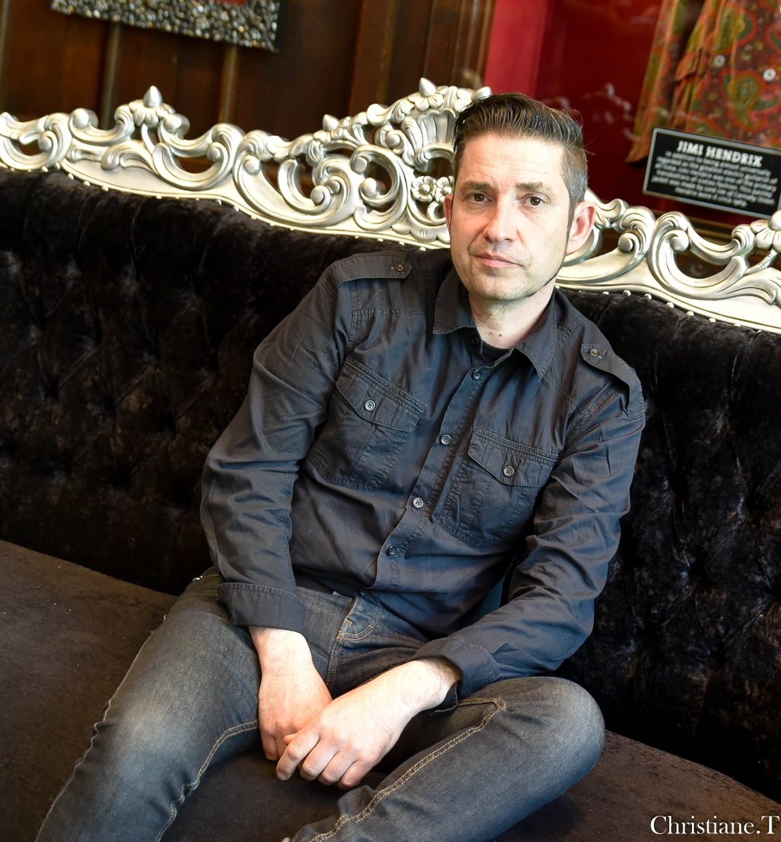 Entretien de Rock Metal Mag avec Christophe Baudrion, fondateur du groupe <a href="/pressgangmetrop/">Press Gang Metropol</a>. Cela se passait au @HRCParis avec Roger Replica de <a href="/REPLICAPROMO/">REPLICA PROMOTION</a> 
rockmetalmag.fr/interview-pres…