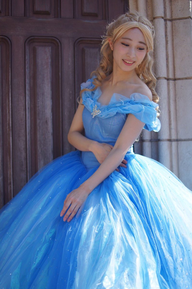 中嶋元美 もっちー Youtubeチャンネル登録お願いします 実写版シンデレラテレビやってるから 録画中ー 笑 もちろんdvd持ってます シンデレラは永遠に女の子の憧れ またハロウィンでシンデレラ着たいな シンデレラ