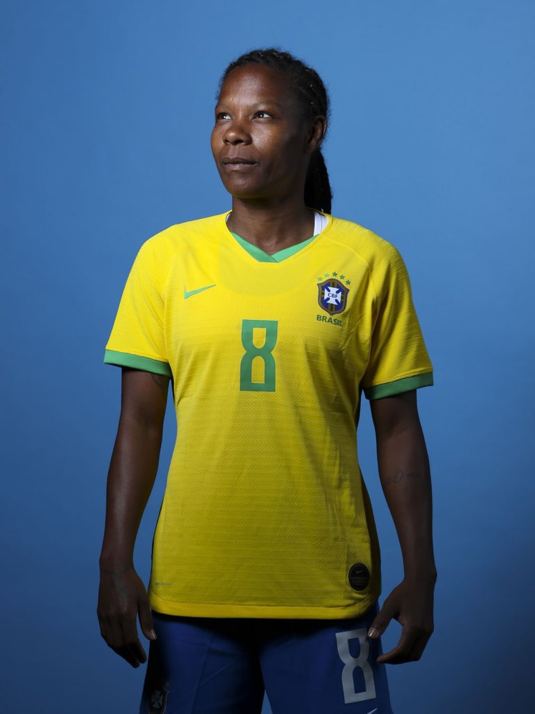 #FIFAWWC Formiga #BRA - 41 years old

🇸🇪 1995
🇺🇸 1999
🇺🇸 2003
🇨🇳 2007
🇩🇪 2011
🇨🇦 2015
🇫🇷 2019

The first who played the most World Cups in history 👏 #Pioneer