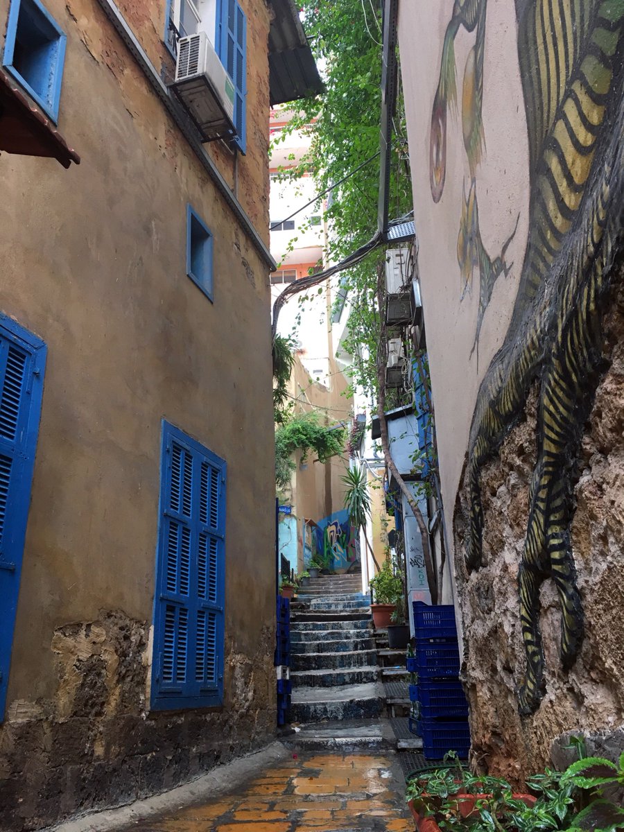 thearabedition's tweet photo. Any of you traveling or have traveled across the Arab world recently? If so, get in touch! We'd love to hear you and get you involved in a fun project!
In this photo, a side street and stairs in Beirut, Lebanon by: José Berrocoso.
#arabs #travel #middleeast #wanderlust https://t.co/2OeM3KjMd2