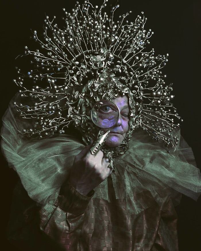 karenleestreet's tweet photo. More #folklorefaces by Polish photographer Marcin Nagraba in collaboration with Polish artist/ costume designer Agnieszka Osipa.
(2 of 2) https://t.co/yyZGZJyob5