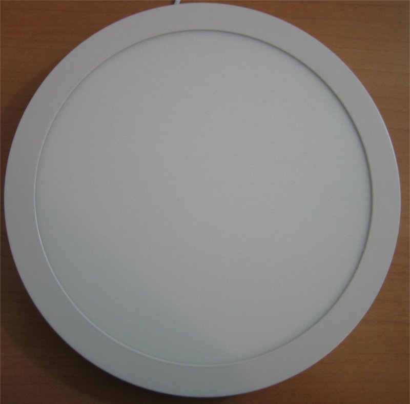 blogbombillas's tweet photo. #Plafón #led de superficie #Barcelonaled 24W 2500 lm
Review:
https://t.co/dLTstz04YX
Con 5 años de garantía, un #driver decente con filtro #EMC, pero que da menos luz de la indicada y el tamaño del driver sobresale y no se puede instalar ajustándolo bien a la pared o techo. https://t.co/XhPu0CDJ9b