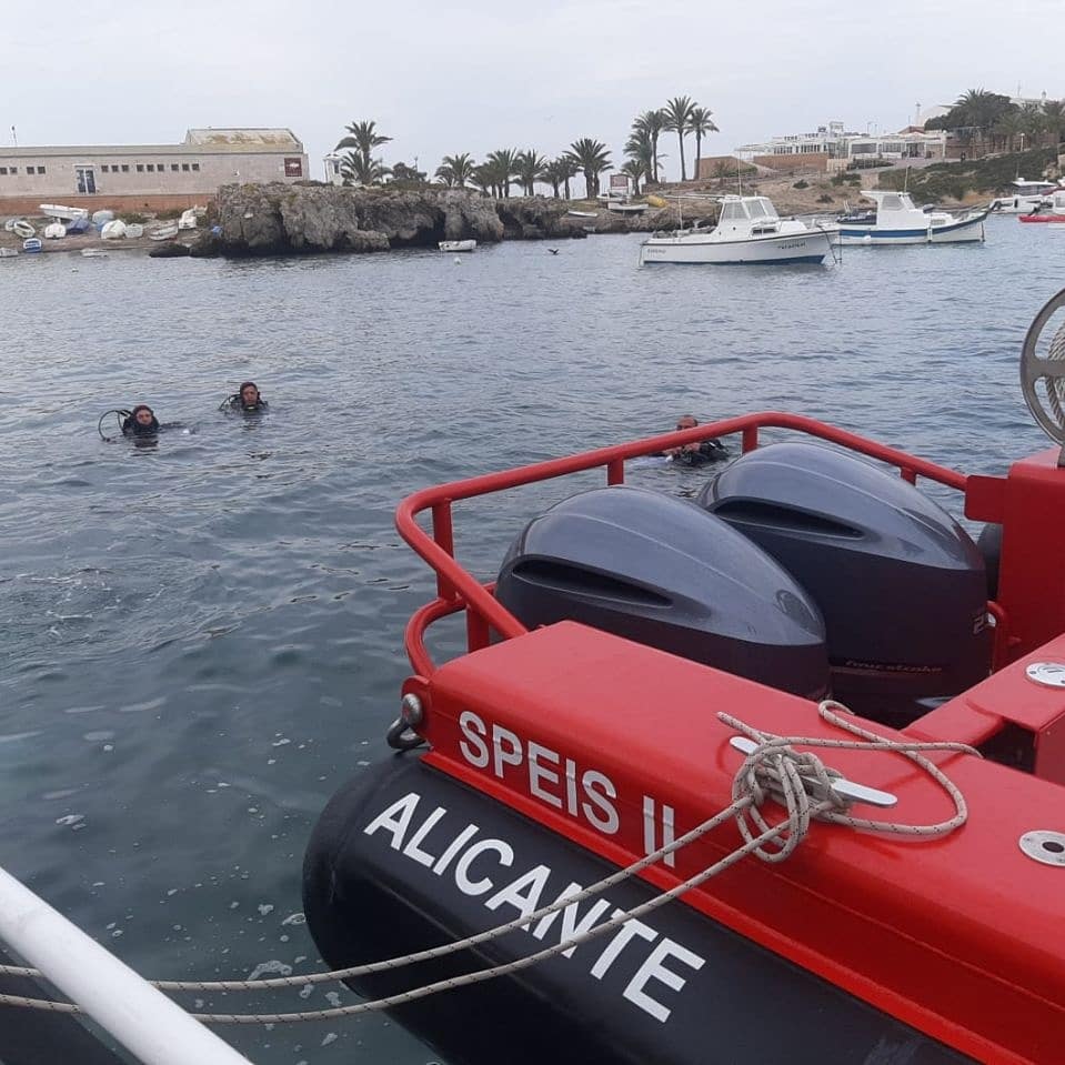 Bomberos Ayuntamiento Alicante tweet media
