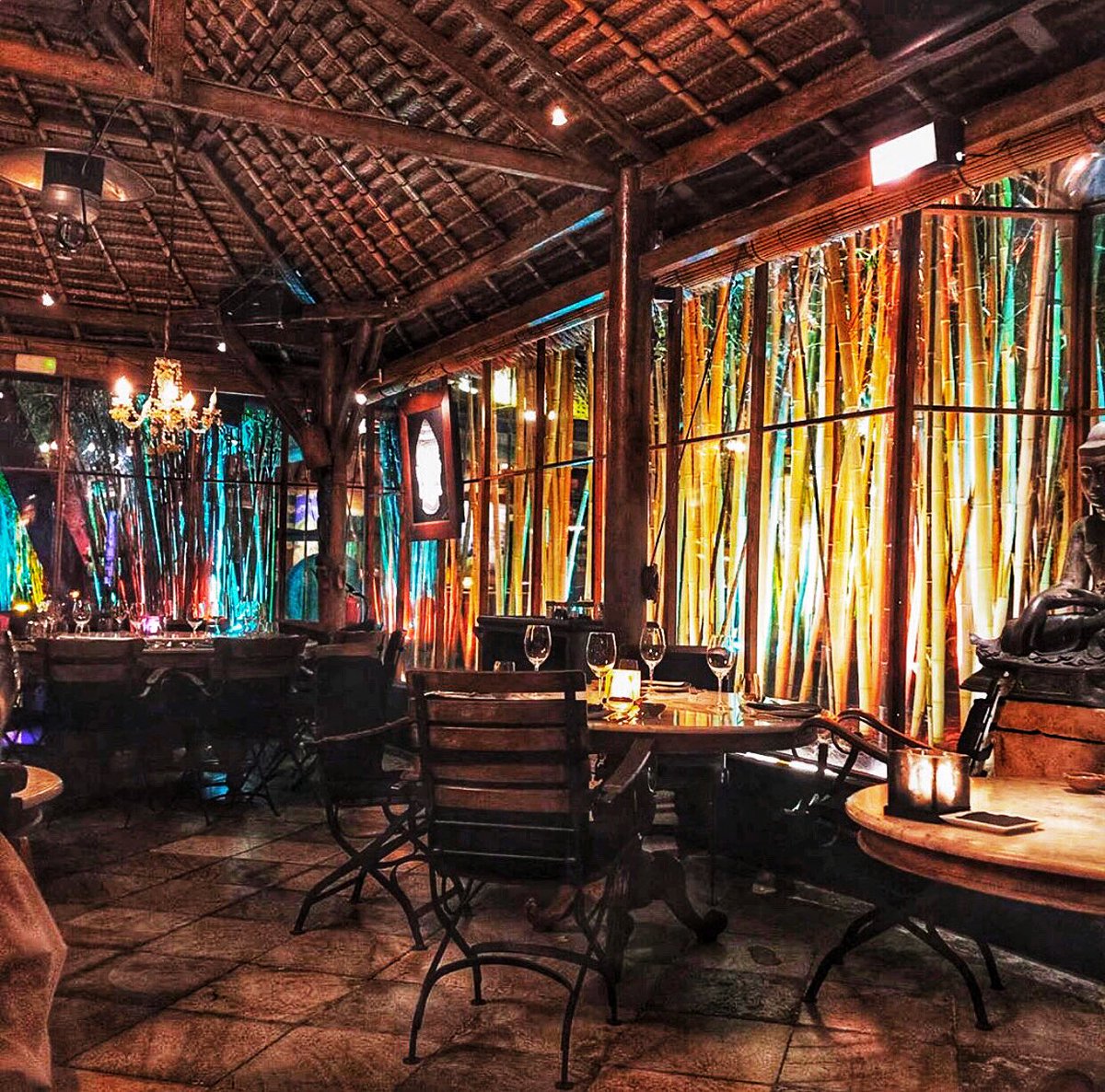bambuddhaibiza's tweet photo. Every great design begins with an even better story ✨✨
@yasmina.djadavjee
#bambuddha #bambuddha2019 #bambuddhaibiza #bambuddha20yrs #bambuddhadesign #ibiza #ibiza2019 #ibizarestaurant #ibizalife #ibizifestyle #ibizanights #design #urbandecor #bali #balidesign #interiordesign https://t.co/ftt5NMRokm