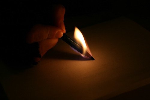 A rare pic of Suffix writing a verse
@SuffixMw #TiliMomo