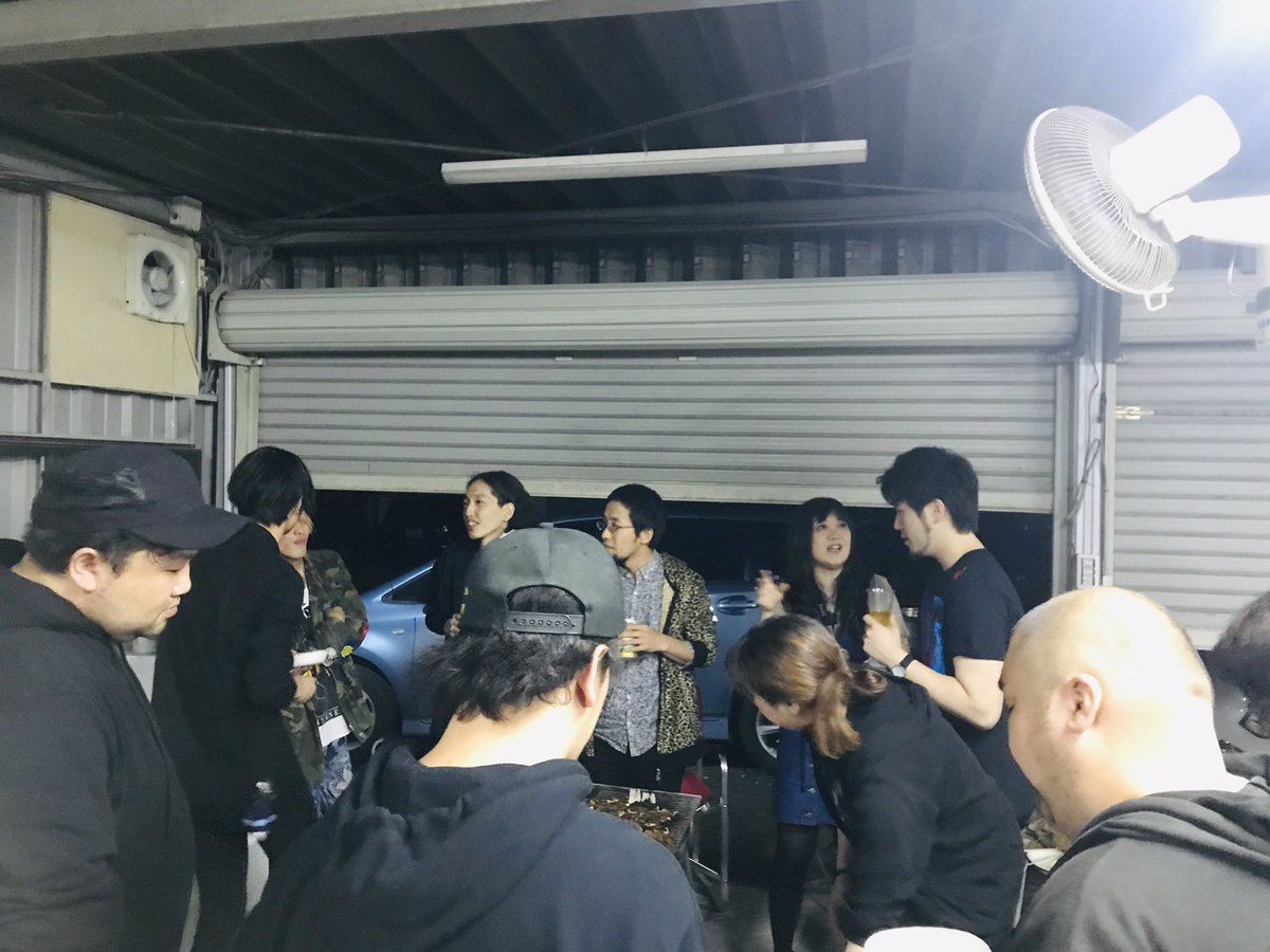 263zawa_walker's tweet photo. 昨日の夜、バンドマンだけの多ジャンルの焼肉会☺️①

＃MOTHERLOOP
＃CNA
＃NOWL
＃Maginput
＃てんちょ https://t.co/XRAJl5MaKt