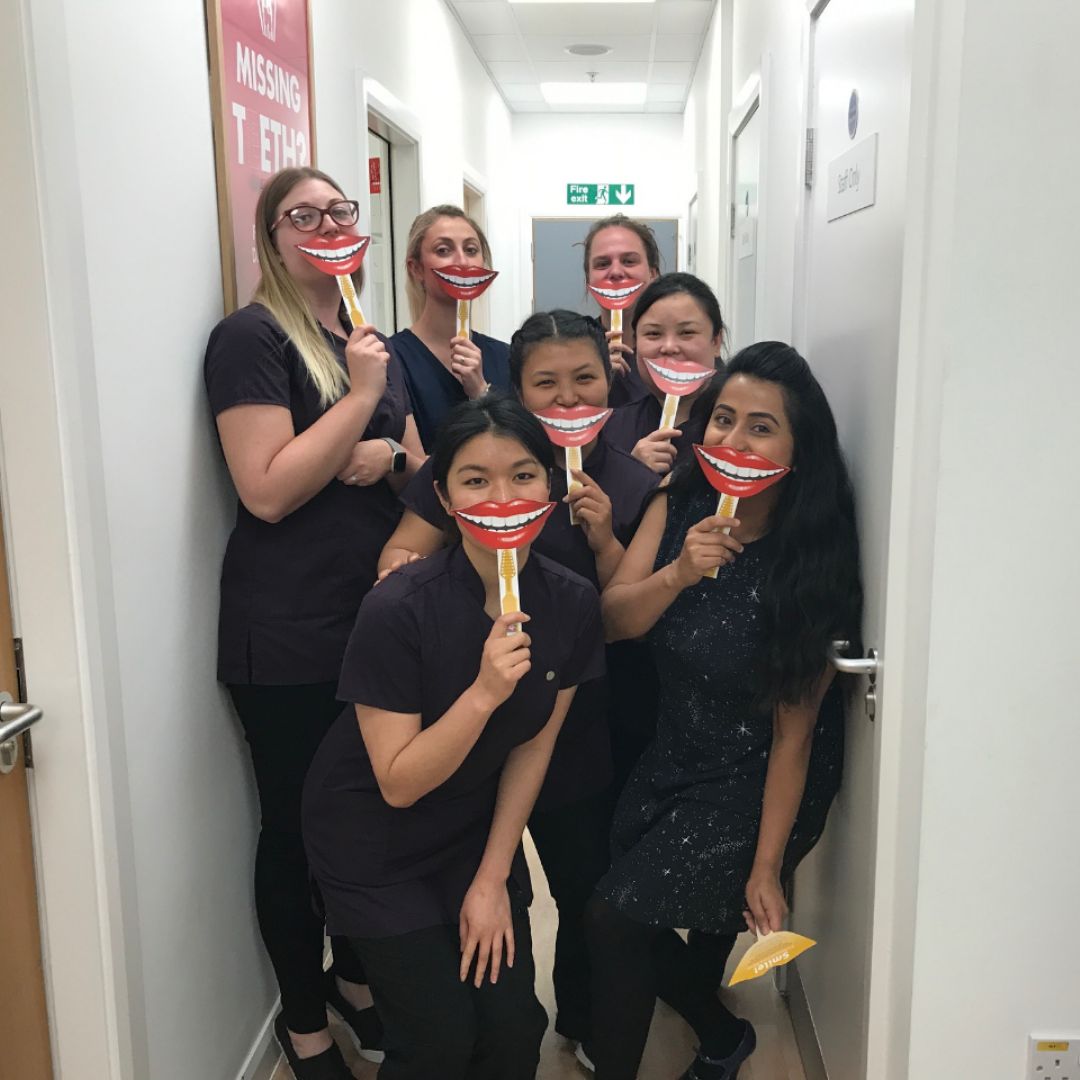 CFD_Careers's tweet photo. It's almost the end of #NationalSmileMonth and we want to say a big thank you to all of our teams for spreading their smiles and the message of maintaining great oral health! Well done everyone 🌟🌟

#DreamTeam #CFDSmileMonth https://t.co/Tu1YOzGpWT