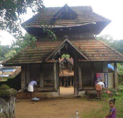 surnell's tweet image. Thanks to Shivaswom Trust some upkeep and daily rituals are undertaken. What is #Devaswom Board for? Sir @kadakampalli for your urgent attention please