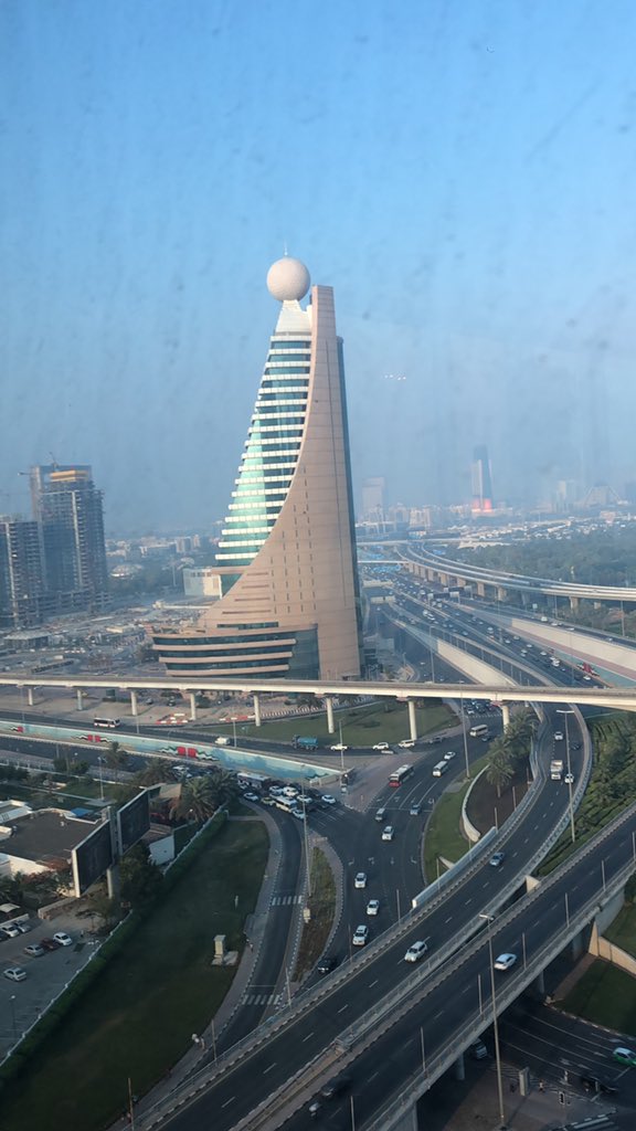 وينكم يا أهل دبي 😊