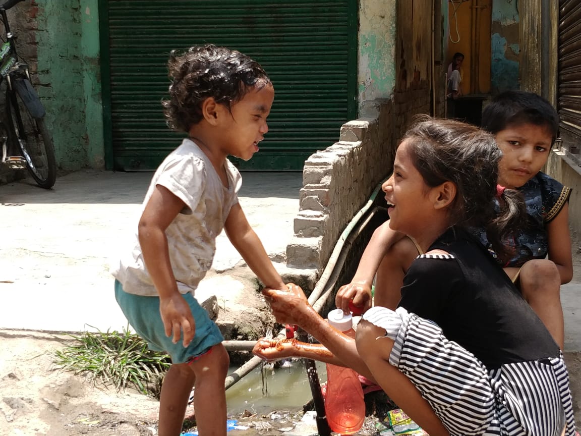 smilefoundation's tweet photo. Let's play, let's have some fun, let's be #sisters as #friends🤗
#sisterhood #sistersasfriends #hotwheather https://t.co/O8IQwU2G7O