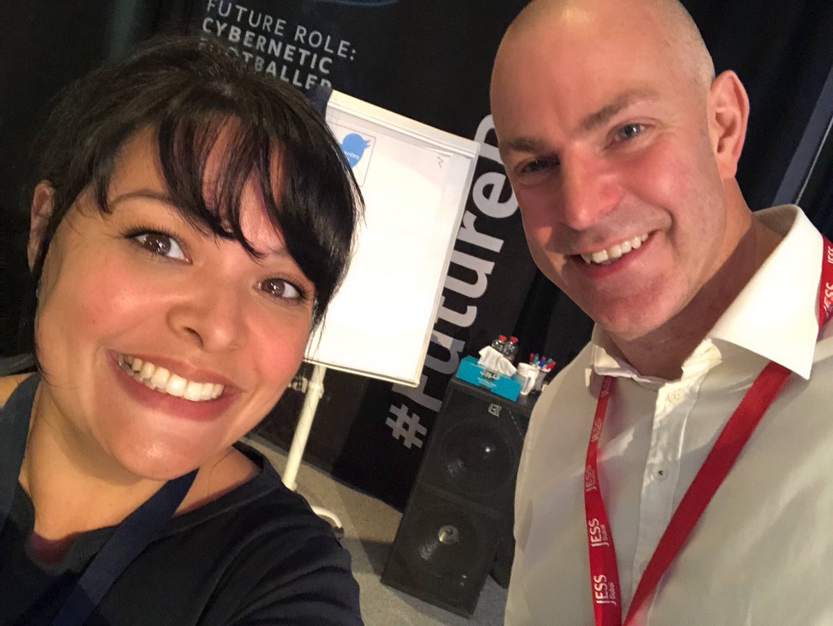 melanieguidera's tweet image. And here’s my requisite #teacherrockstar selfie! Such a pleasure to see you - thanks again for a really interesting and practical day, @TeacherToolkit. #JESSteachingandlearning #JESSCPD @JESS_Secondary @JESSDubai