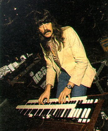 Happy Bday to the late great Jon Lord, Hammond organ mastermind for Deep Purple born 6/9/1941.  